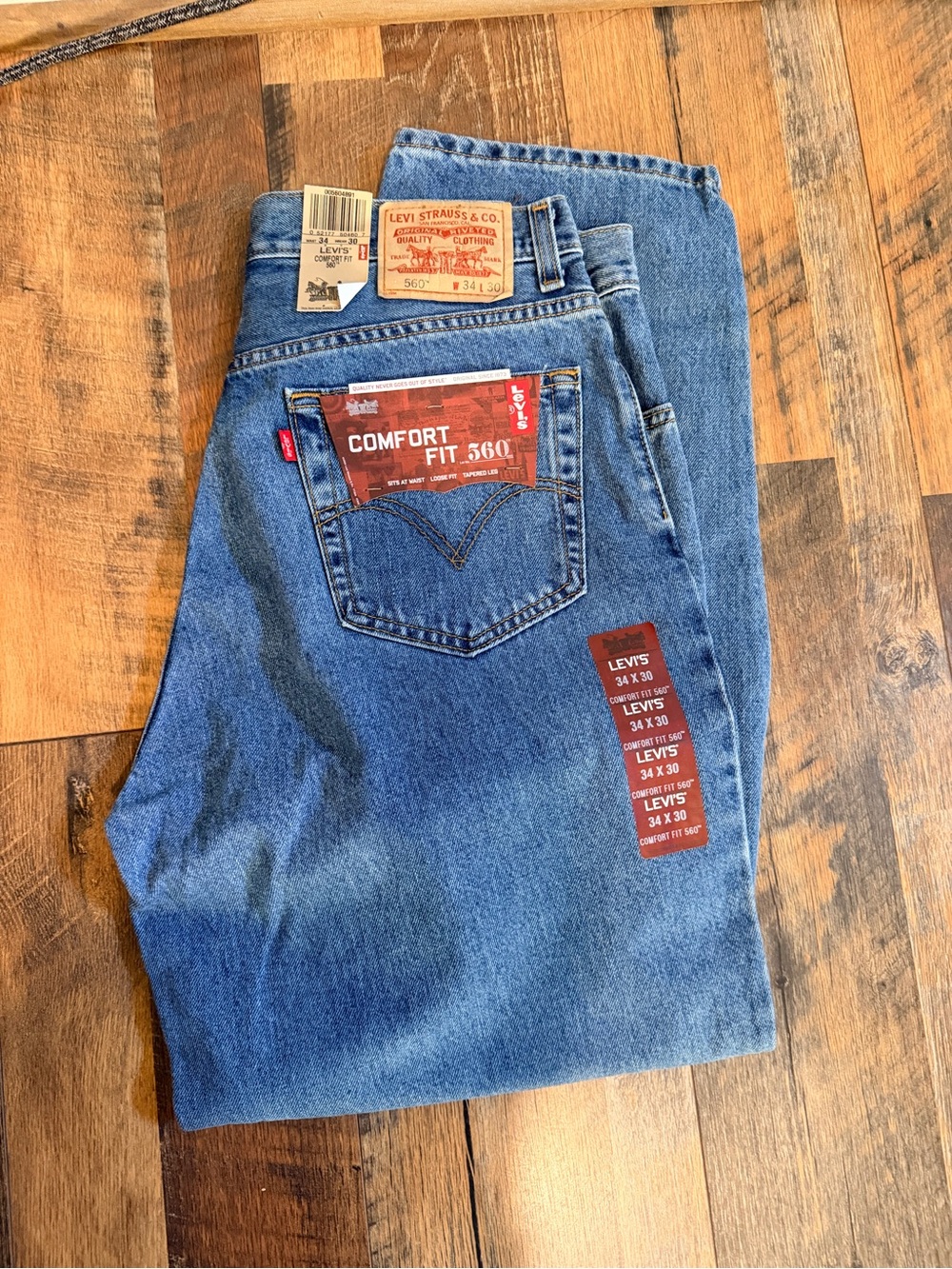Levi's Men's Comfort Fit 560 Jeans - Medium Blue Denim
